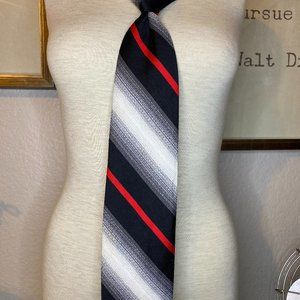 *Vintage Wemlon by Wembley Snap on Tie.